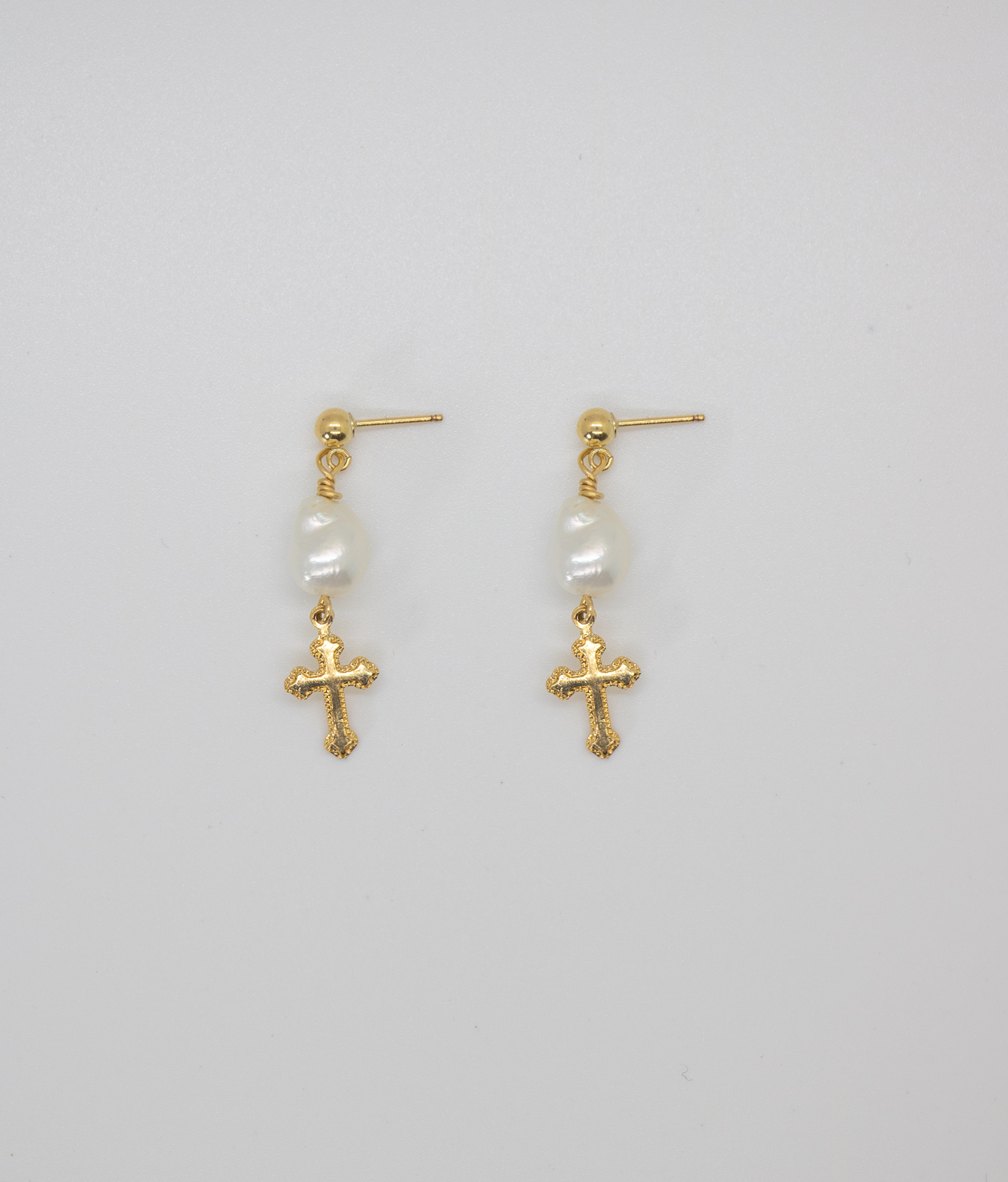 HEAVENLY PEARL DROP EARRINGS