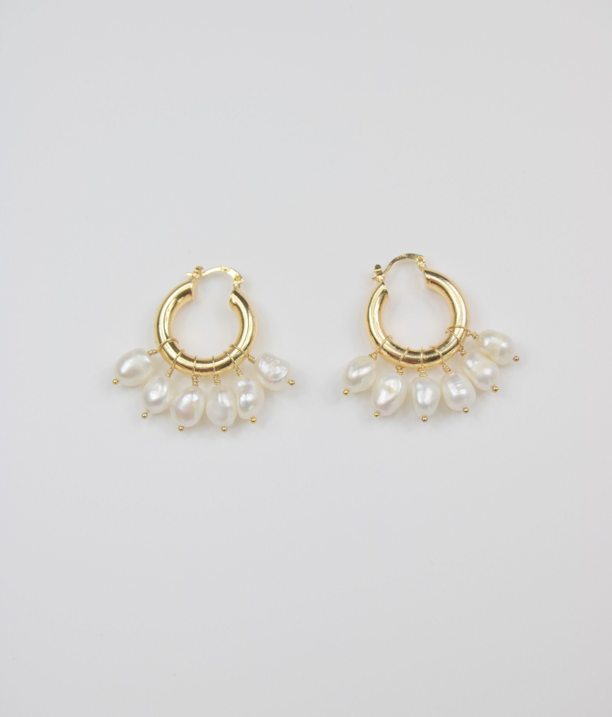 ETERNAL SUMMER PEARL HOOPS