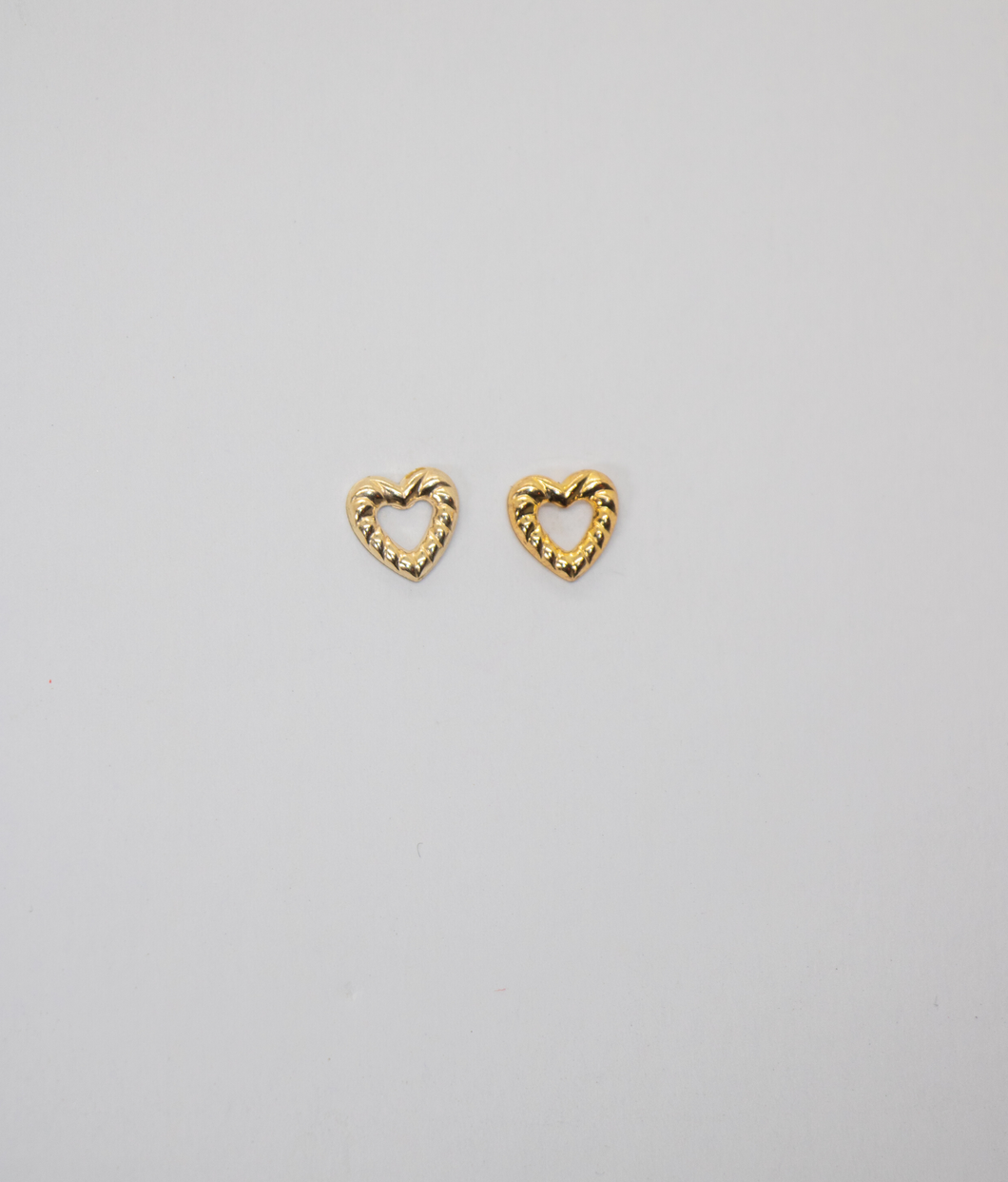 HEART STUDS